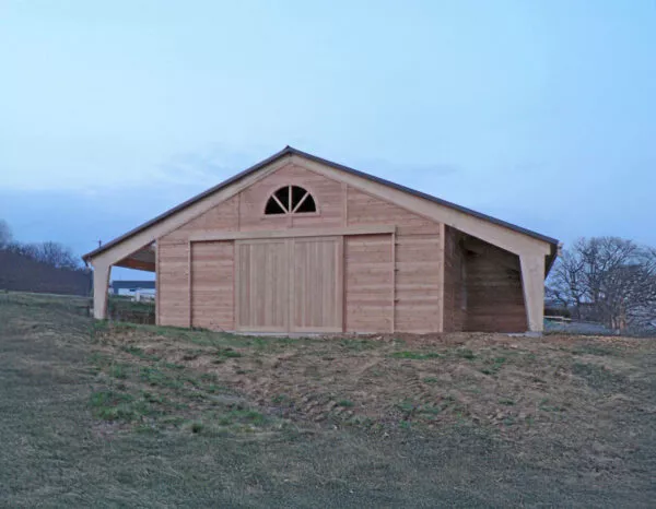 Écurie en bois sur-mesure au design épuré Lenoir Bois