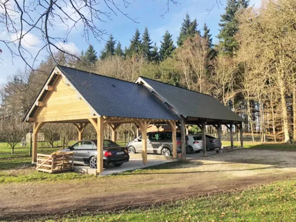 Deux charreteries avec décalage de toiture Lenoir Bois